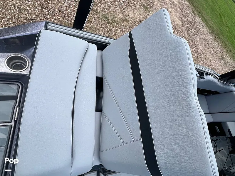 Slide: The Image of Supra SL 575 Raptor 2022 - 16517490