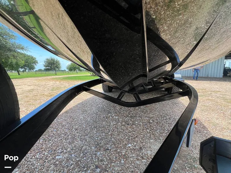 Slide: The Image of Supra SL 575 Raptor 2022 - 16517477