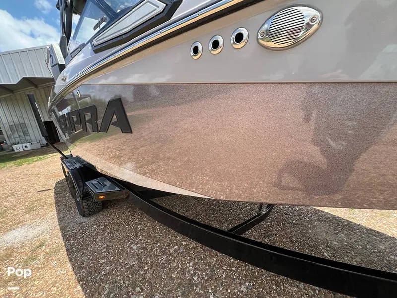 Slide: The Image of Supra SL 575 Raptor 2022 - 16517587