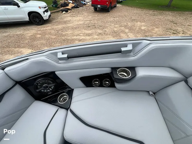 Slide: The Image of Supra SL 575 Raptor 2022 - 16517511