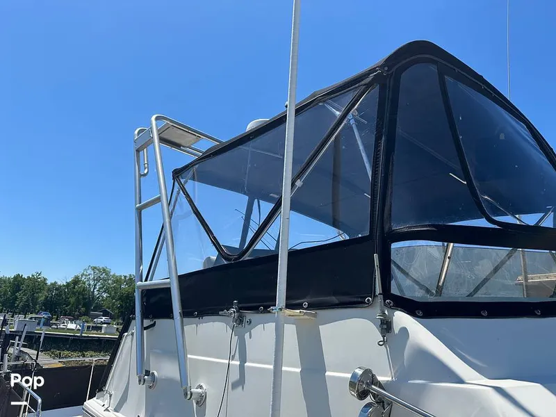 Slide: The Image of Carver Yachts 3607 Aft Cabin 1982 - 16539579