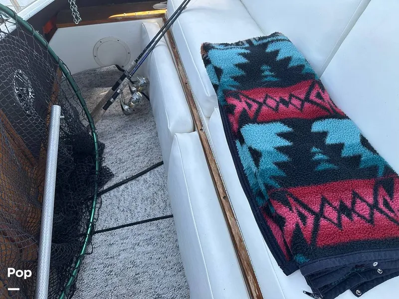 Slide: The Image of Carver Yachts 3607 Aft Cabin 1982 - 16539974