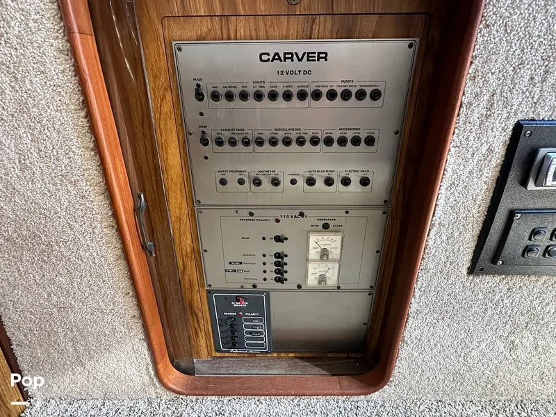 Slide: The Image of Carver Yachts 3607 Aft Cabin 1982 - 16540387