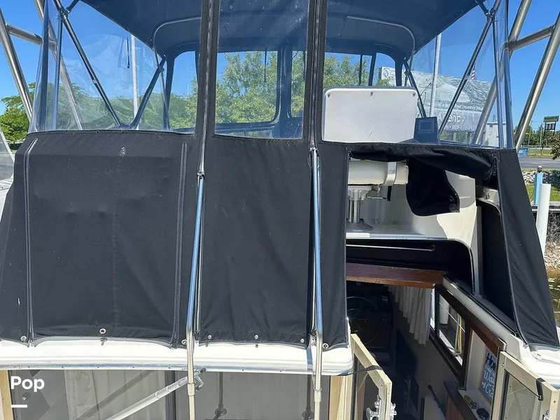 Slide: The Image of Carver Yachts 3607 Aft Cabin 1982 - 16539605