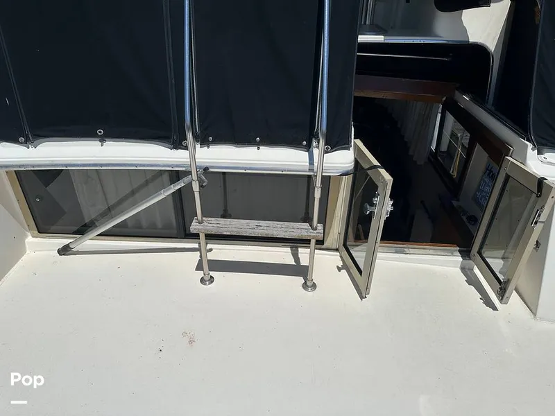Slide: The Image of Carver Yachts 3607 Aft Cabin 1982 - 16539606