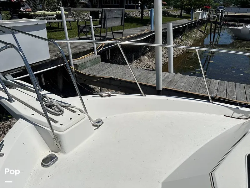 Slide: The Image of Carver Yachts 3607 Aft Cabin 1982 - 16539960