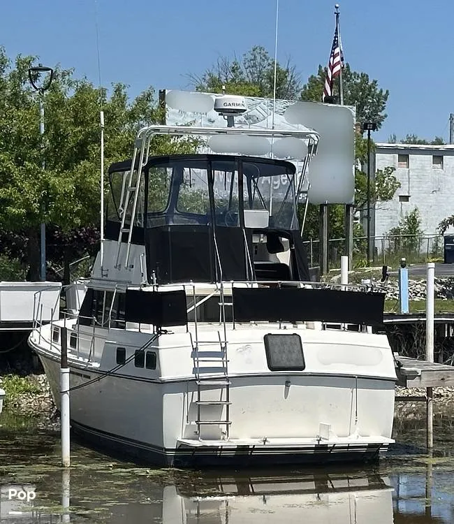 Slide: The Image of Carver Yachts 3607 Aft Cabin 1982 - 16539575