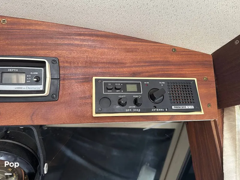 Slide: The Image of Carver Yachts 3607 Aft Cabin 1982 - 16540450