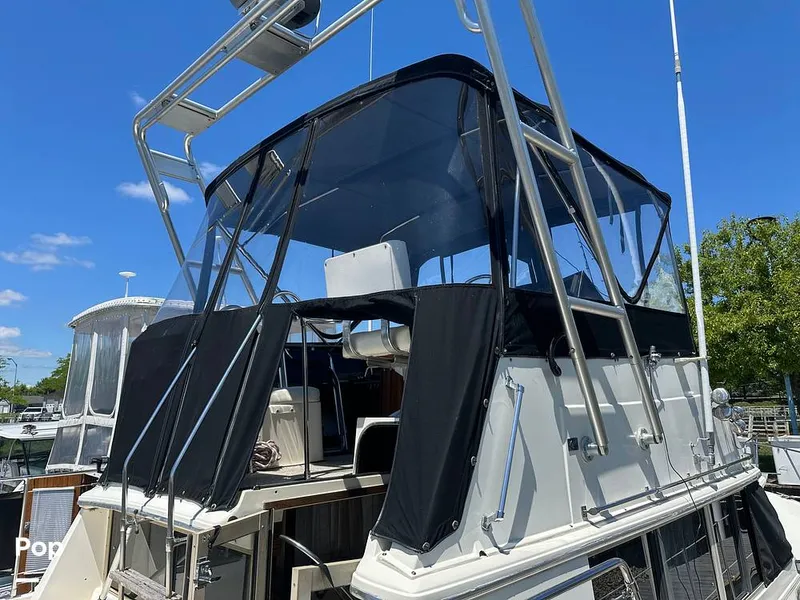 Slide: The Image of Carver Yachts 3607 Aft Cabin 1982 - 16539565