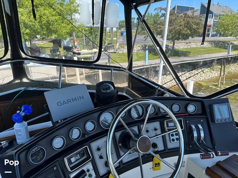 Slide: The Image of Carver Yachts 3607 Aft Cabin 1982 - 16539968