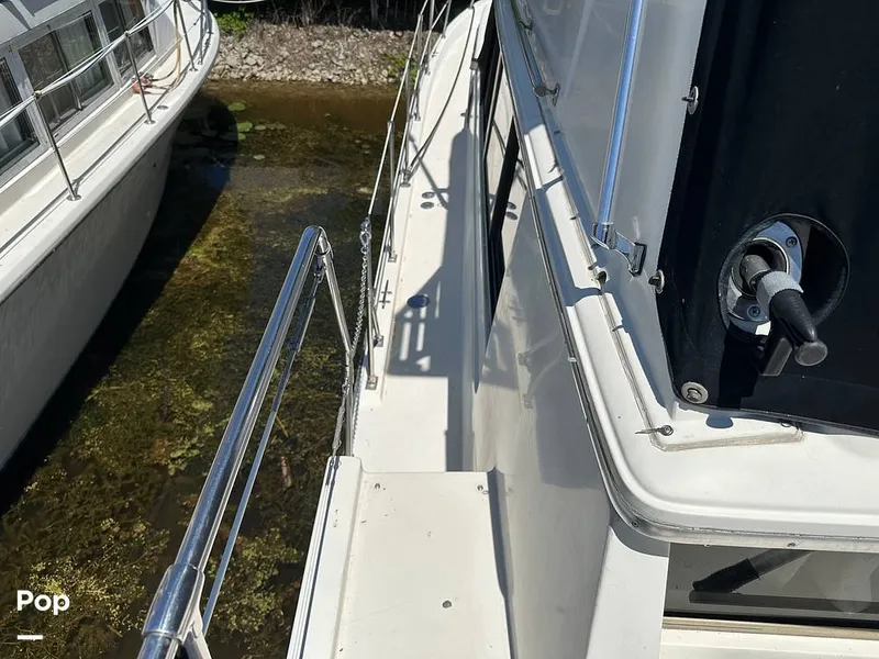 Slide: The Image of Carver Yachts 3607 Aft Cabin 1982 - 16539620