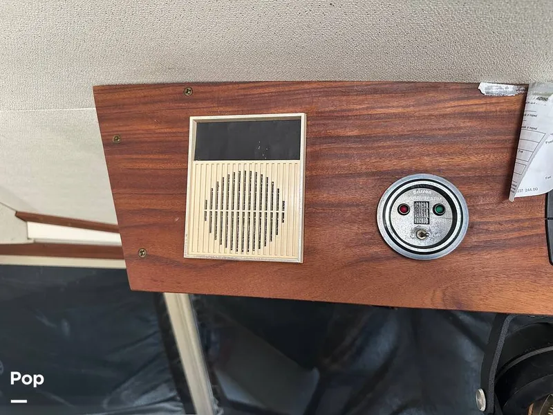 Slide: The Image of Carver Yachts 3607 Aft Cabin 1982 - 16540453