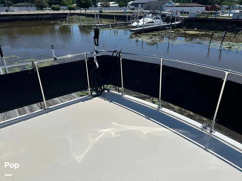 Slide: The Image of Carver Yachts 3607 Aft Cabin 1982 - 16539609