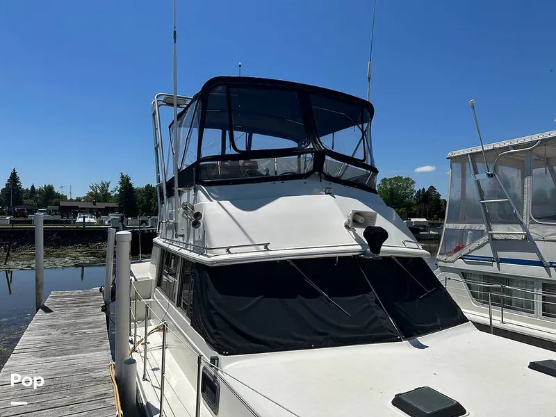 Slide: The Image of Carver Yachts 3607 Aft Cabin 1982 - 16539569