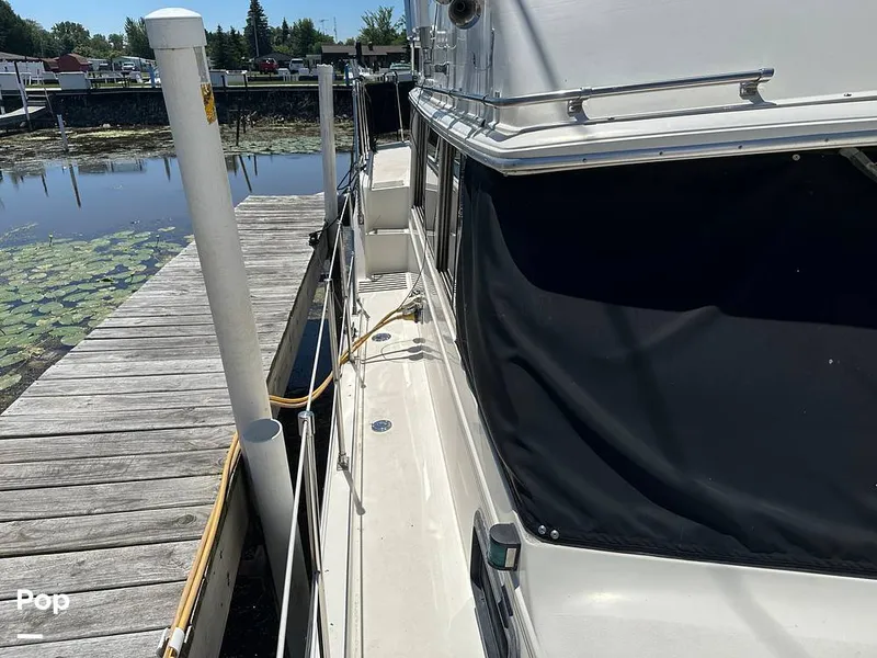 Slide: The Image of Carver Yachts 3607 Aft Cabin 1982 - 16539628