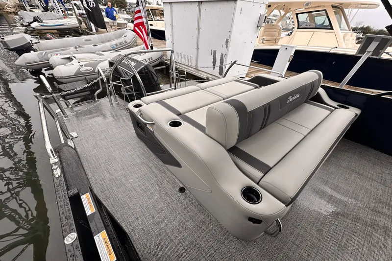 Slide: The Image of Barletta CORSA23UC 2025 - 15