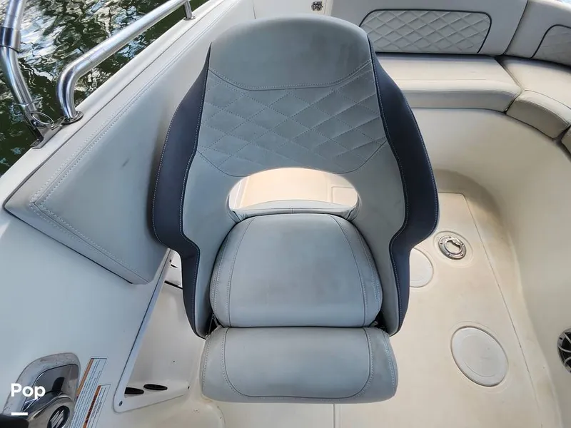 Slide: The Image of Sea Pro Citation 2400 2021 - 16516000