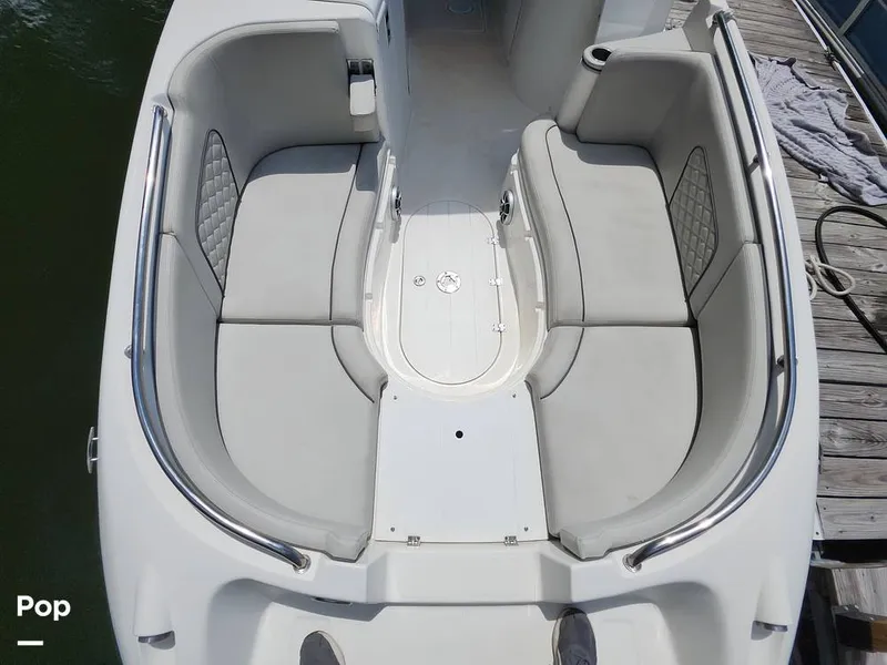 Slide: The Image of Sea Pro Citation 2400 2021 - 16515907