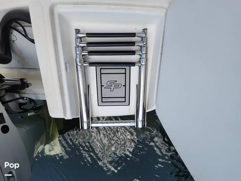 Slide: The Image of Sea Pro Citation 2400 2021 - 16515934