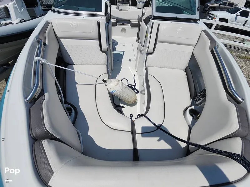 Slide: The Image of Crownline Boats 220 SS Surf 2024 - 16649415