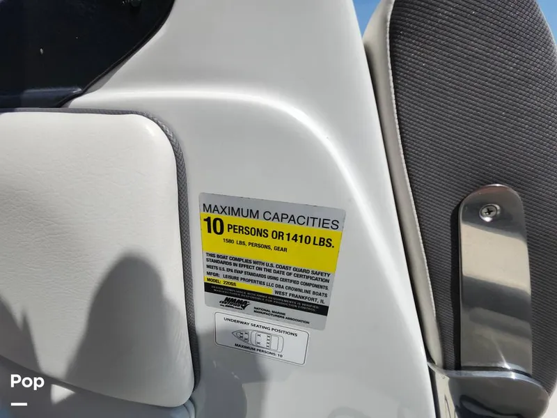 Slide: The Image of Crownline Boats 220 SS Surf 2024 - 16649442