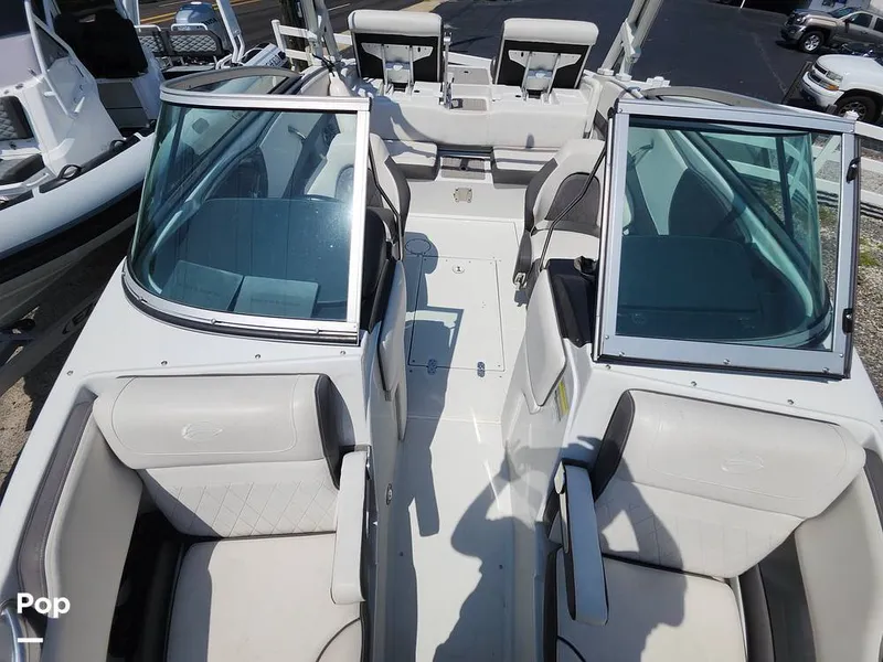 Slide: The Image of Crownline Boats 220 SS Surf 2024 - 16649449