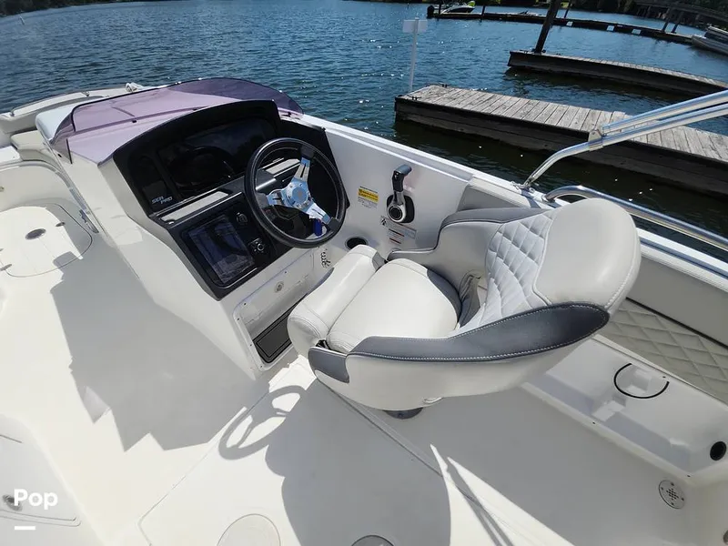 Slide: The Image of Sea Pro Citation 2400 2021 - 16516550