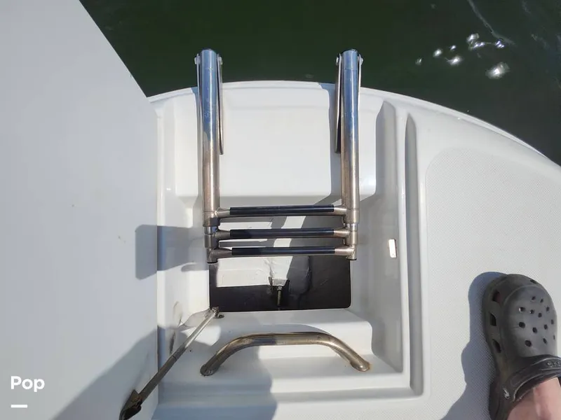 Slide: The Image of Sea Pro Citation 2400 2021 - 16516565