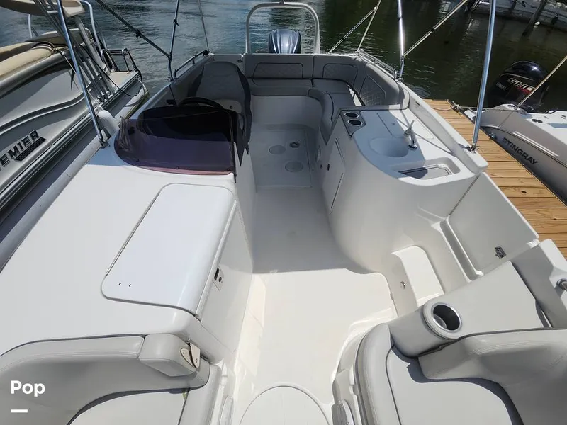 Slide: The Image of Sea Pro Citation 2400 2023 - 16516366