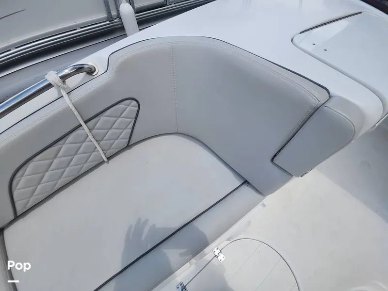 Slide: The Image of Sea Pro Citation 2400 2023 - 16516361
