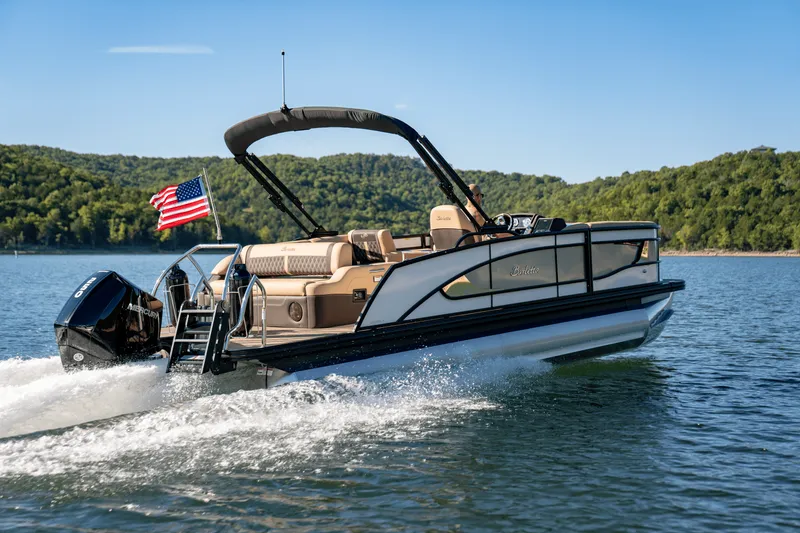 Slide: The Image of Barletta LUSSO23M 2025 - 8