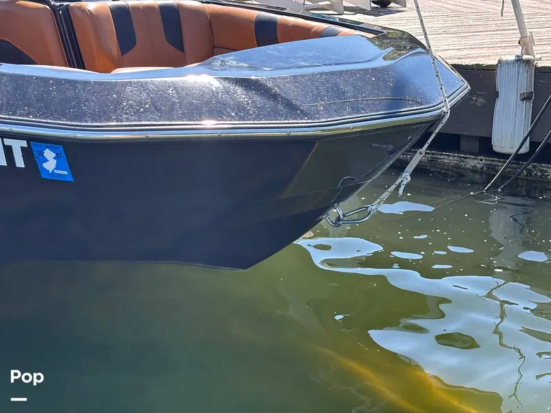 Slide: The Image of Malibu 21 LX 2022 - 16559583