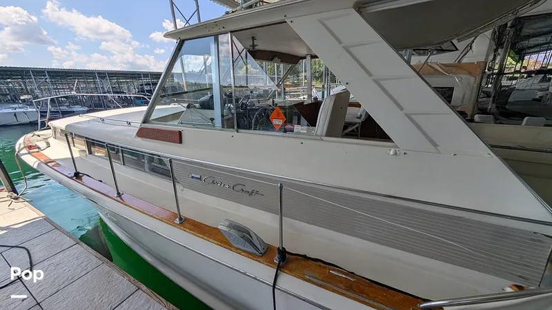 Slide: The Image of Chris-Craft 38 Commander 1967 - 16555043