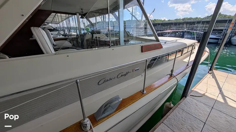 Slide: The Image of Chris-Craft 38 Commander 1967 - 16555049