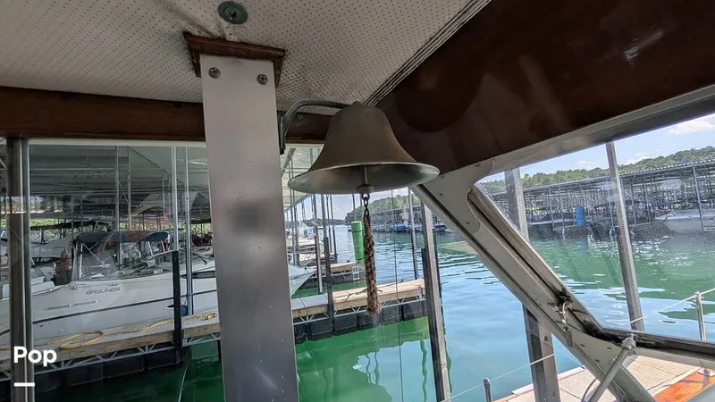 Slide: The Image of Chris-Craft 38 Commander 1967 - 16555124