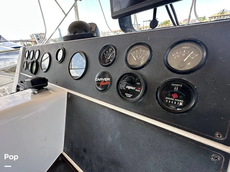 Slide: The Image of Carver Yachts 380 Santego 1994 - 16539101