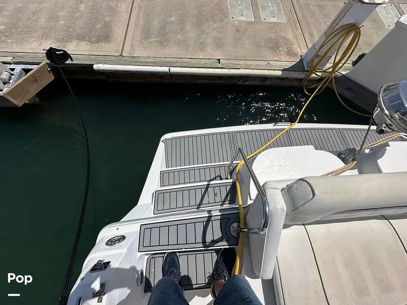 Slide: The Image of Carver Yachts 380 Santego 1994 - 16539070