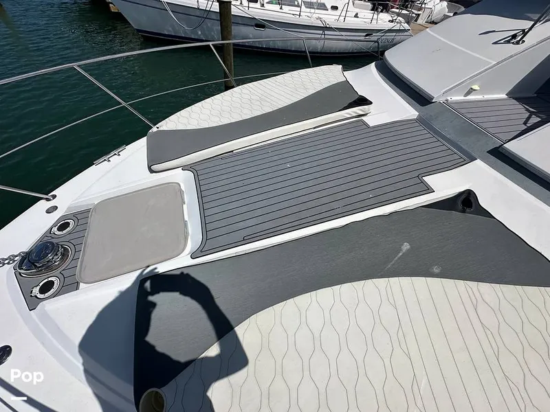 Slide: The Image of Carver Yachts 380 Santego 1994 - 16539117