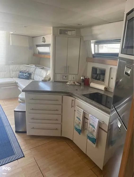 Slide: The Image of Carver Yachts 380 Santego 1994 - 16521467