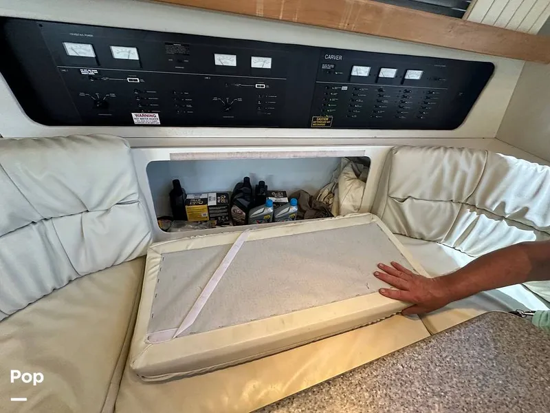 Slide: The Image of Carver Yachts 380 Santego 1994 - 16539164