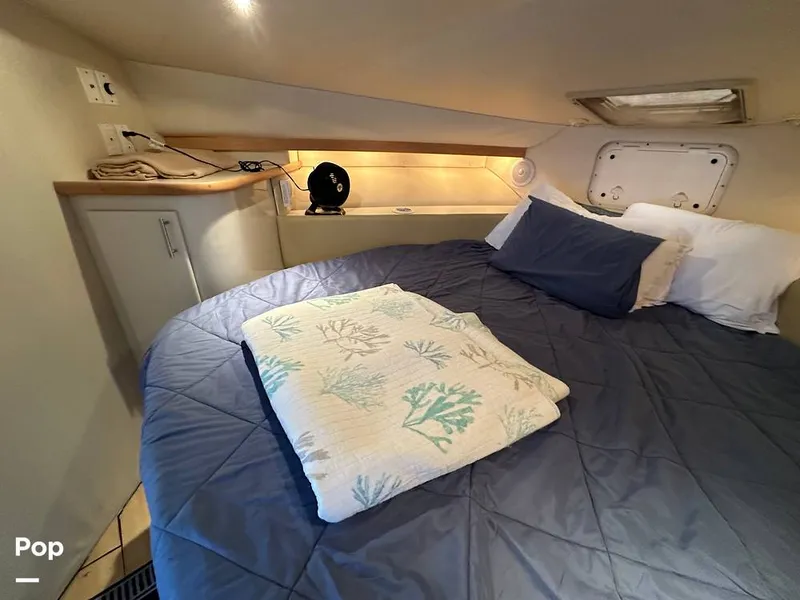 Slide: The Image of Carver Yachts 380 Santego 1994 - 16539192