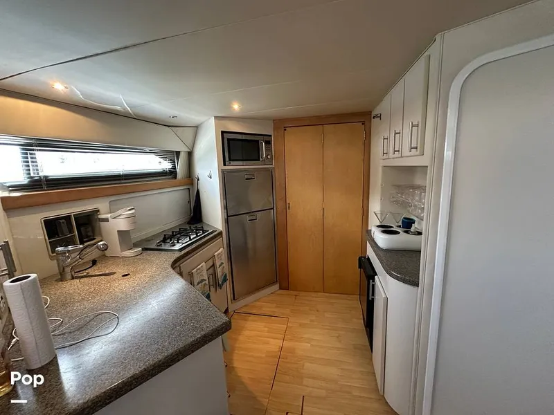 Slide: The Image of Carver Yachts 380 Santego 1994 - 16539215