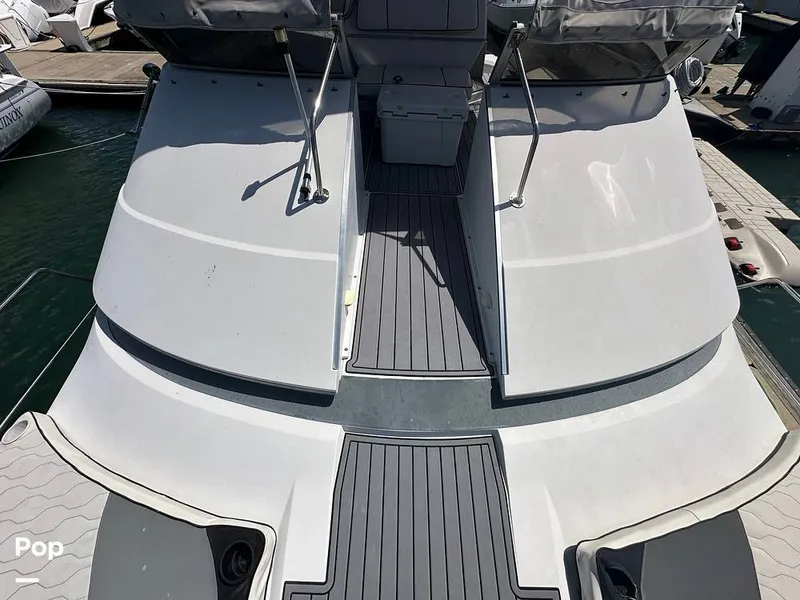 Slide: The Image of Carver Yachts 380 Santego 1994 - 16539121