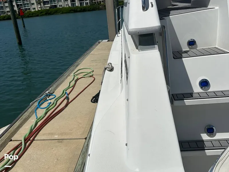Slide: The Image of Carver Yachts 380 Santego 1994 - 16539176