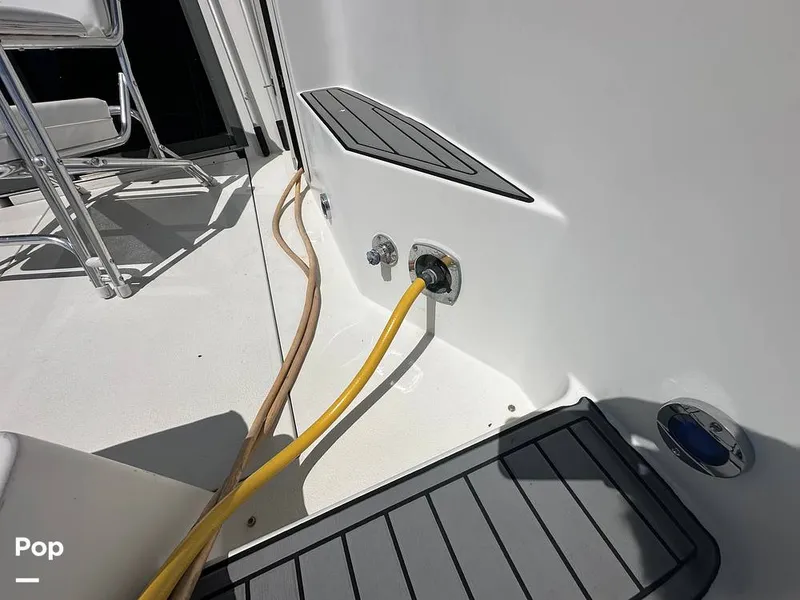 Slide: The Image of Carver Yachts 380 Santego 1994 - 16539172