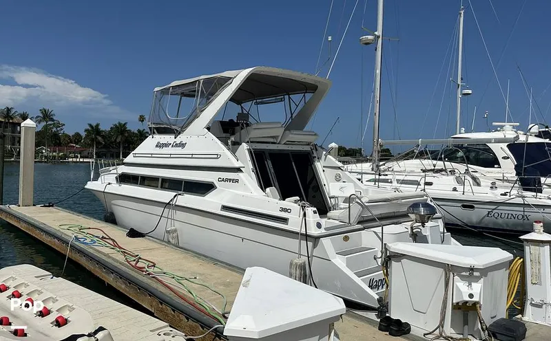 Slide: The Image of Carver Yachts 380 Santego 1994 - 16539085