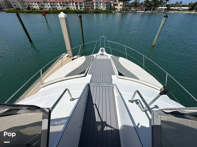 Slide: The Image of Carver Yachts 380 Santego 1994 - 16539105