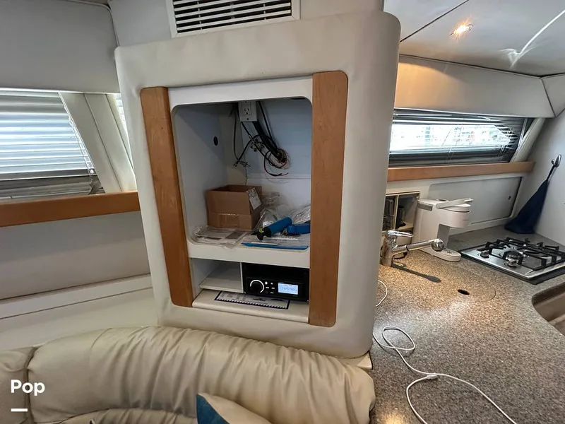 Slide: The Image of Carver Yachts 380 Santego 1994 - 16539170