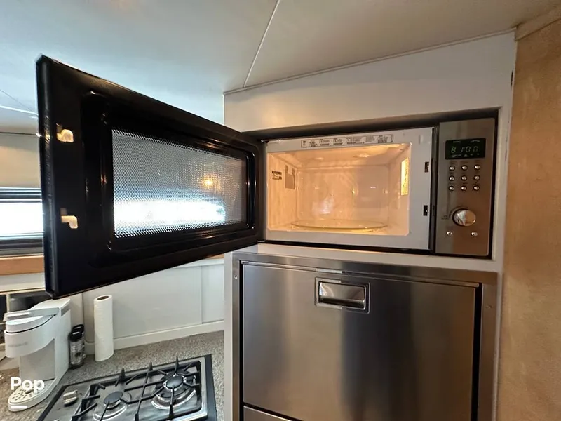 Slide: The Image of Carver Yachts 380 Santego 1994 - 16539155