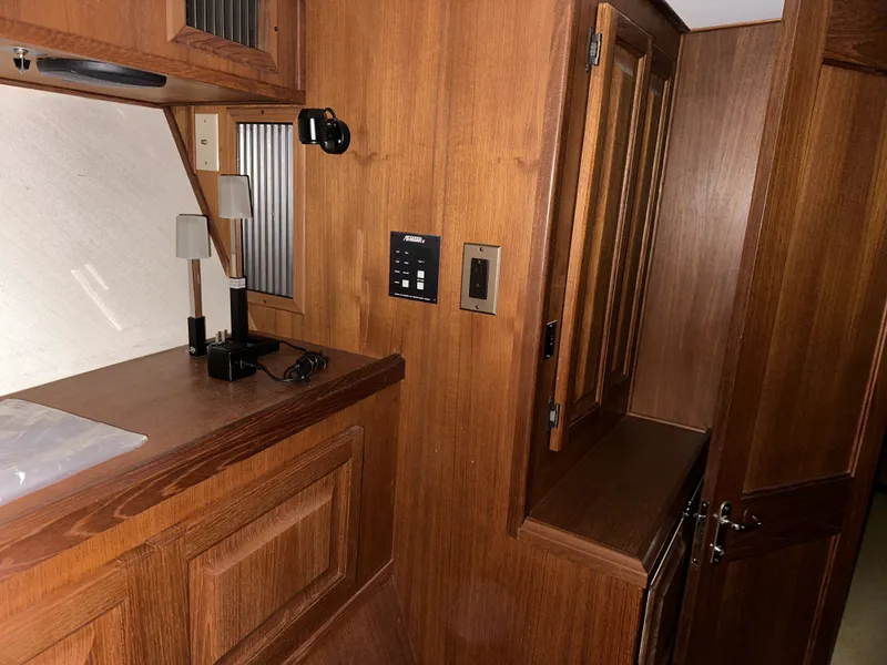 Slide: The Image of Viking 41 1988 - 32